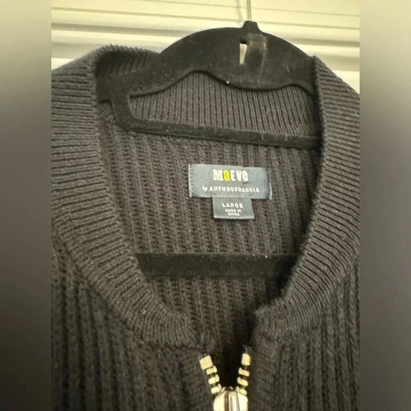 EUC Maeve Puff Sleeve bomber/sweater jacket - Picture 3 of 4